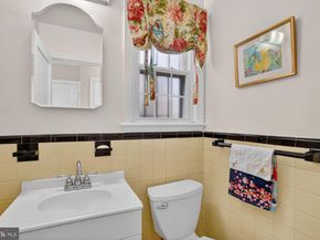 2021 32nd Place SE, Washington DC 20020