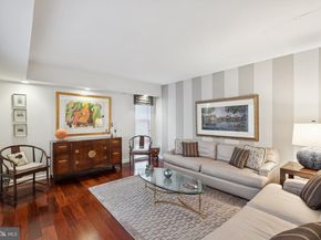 130 Spruce Street 15B, Philadelphia PA 19106