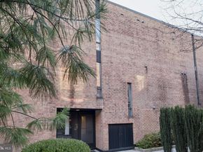 130 Spruce Street 15B, Philadelphia PA 19106