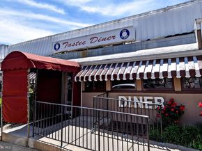 4620 N Park Avenue 1003W, Chevy Chase MD 20815