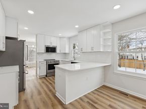 12920 New Parkland Drive, Herndon VA 20171