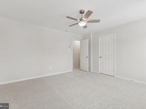 12920 New Parkland Drive, Herndon VA 20171