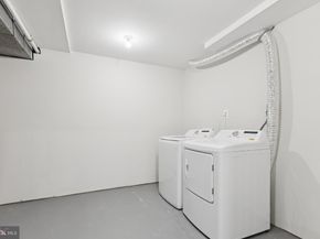 12920 New Parkland Drive, Herndon VA 20171