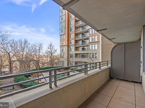 8220 Crestwood Heights Drive 203, Mclean VA 22102