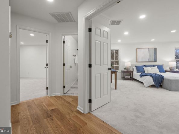 2370 Whitestone Hill Court, Falls Church VA 22043