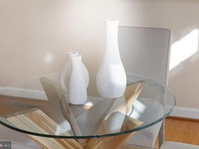 7996 Reserve Way, Vienna VA 22182