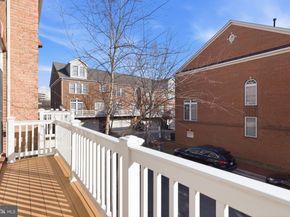 7996 Reserve Way, Vienna VA 22182