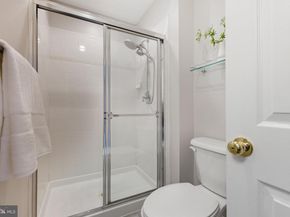 7996 Reserve Way, Vienna VA 22182