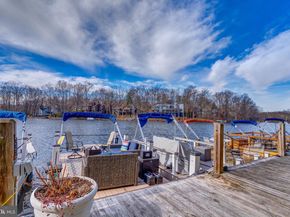 11262 Harbor Court 11262, Reston VA 20191