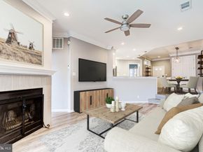 11262 Harbor Court 11262, Reston VA 20191