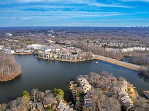 11262 Harbor Court 11262, Reston VA 20191