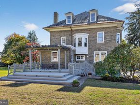 580 Wigard Avenue, Philadelphia PA 19128