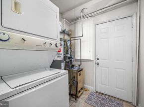 917 47TH Street NE, Washington DC 20019