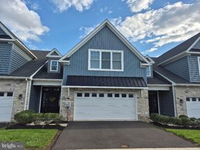 909 Holden Court, Warminster PA 18974