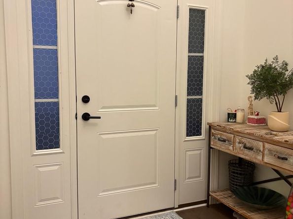 909 Holden Court, Warminster PA 18974