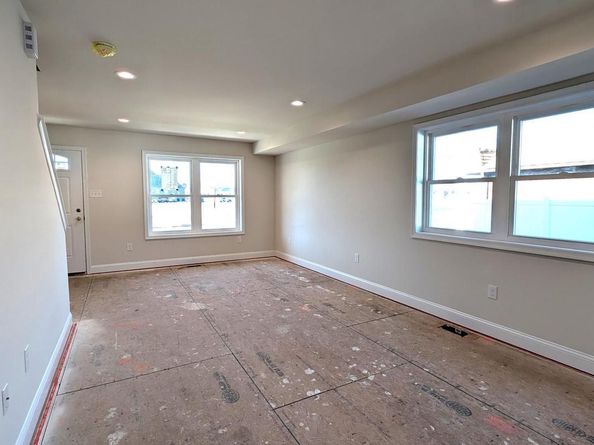 290 Morris Avenue, Woodlyn PA 19094
