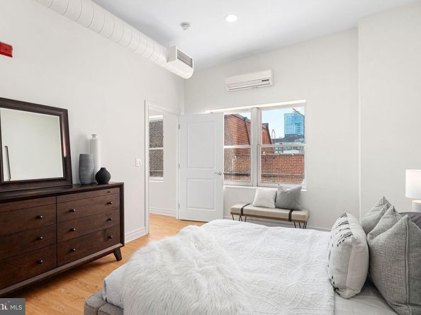 121-35 Walnut Street 405, Philadelphia PA 19106