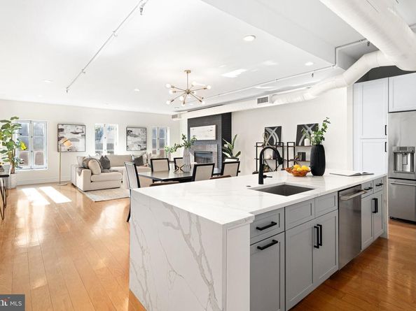 121-35 Walnut Street 405, Philadelphia PA 19106