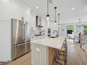 226 N Main Street, Doylestown PA 18901