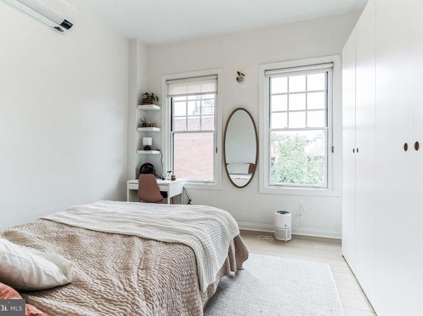 1108 Pine Street, Philadelphia PA 19107