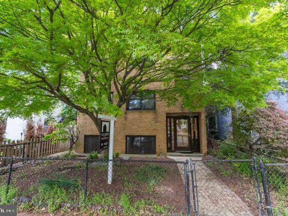 1633 D Street SE, Washington DC 20003