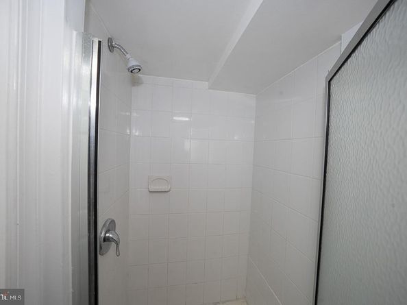 426 Hampden Road, Upper Darby PA 19082