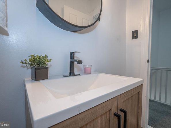 426 Hampden Road, Upper Darby PA 19082