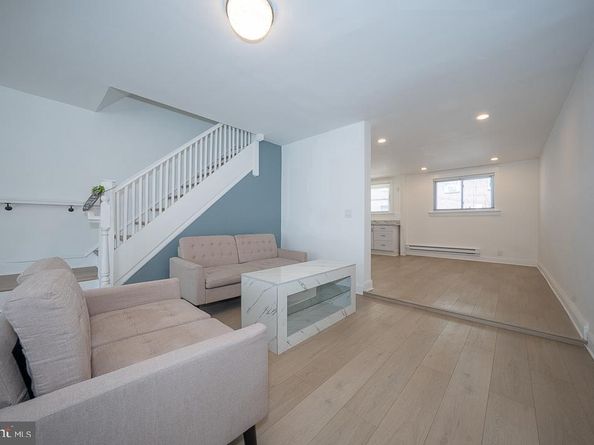 426 Hampden Road, Upper Darby PA 19082