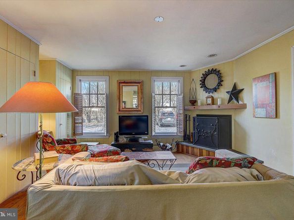 1525 Limekiln Pike, Dresher PA 19025