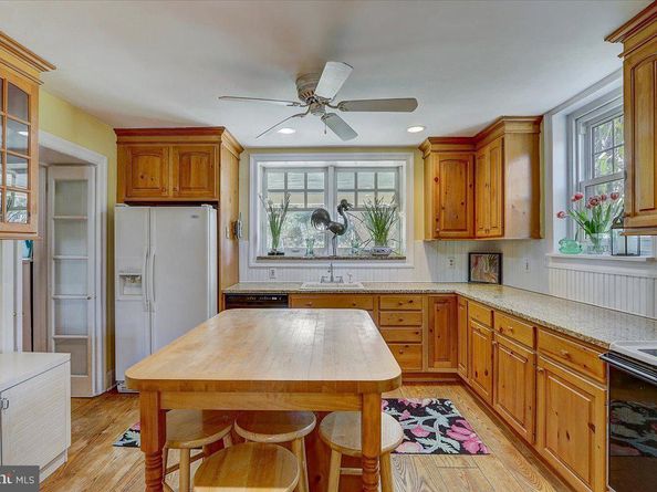 1525 Limekiln Pike, Dresher PA 19025