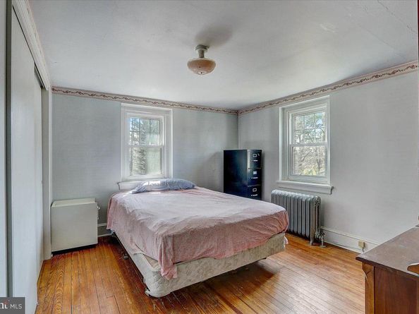 1525 Limekiln Pike, Dresher PA 19025