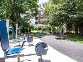 6900 Fleetwood Road 322, Mclean VA 22101