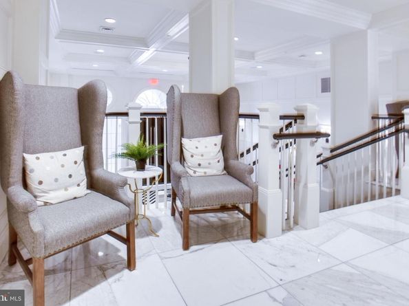 6900 Fleetwood Road 322, Mclean VA 22101