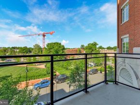 6900 Fleetwood Road 322, Mclean VA 22101