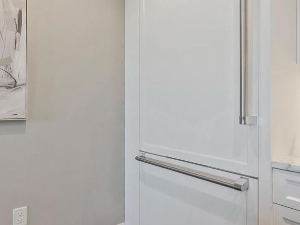 6900 Fleetwood Road 322, Mclean VA 22101