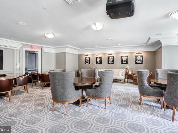 6900 Fleetwood Road 322, Mclean VA 22101