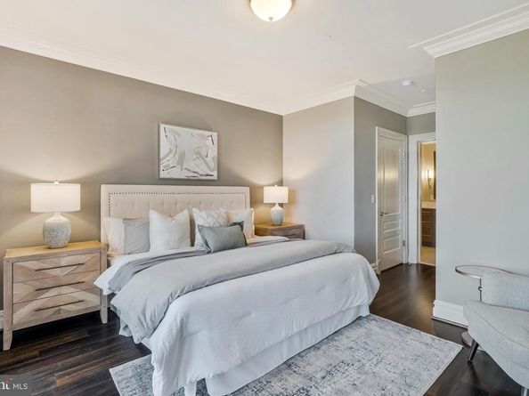 6900 Fleetwood Road 322, Mclean VA 22101