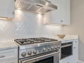 6900 Fleetwood Road 322, Mclean VA 22101