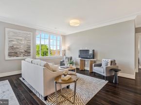 6900 Fleetwood Road 322, Mclean VA 22101