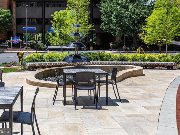 6900 Fleetwood Road 322, Mclean VA 22101