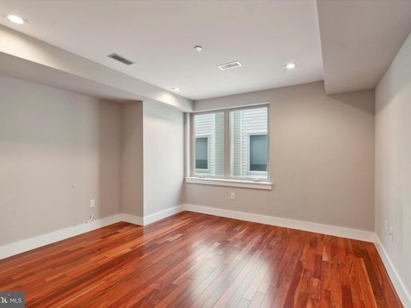 1310 S 20TH Street, Philadelphia PA 19146