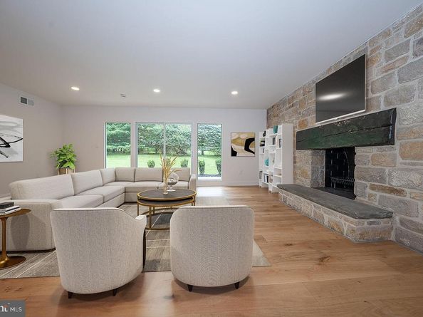 4103 Laurel Drive, Lafayette Hill PA 19444