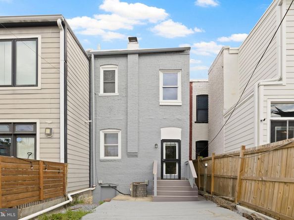 32 Randolph Place NW, Washington DC 20001