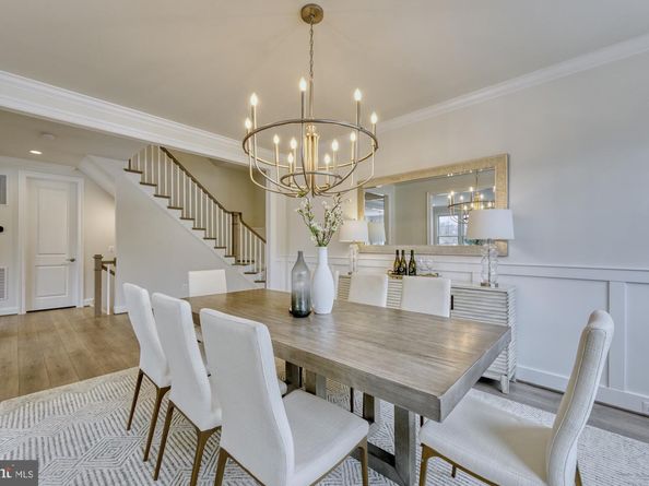 309 Park Street NE, Vienna VA 22180