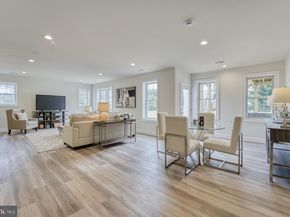 309 Park Street NE, Vienna VA 22180