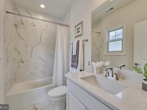 309 Park Street NE, Vienna VA 22180