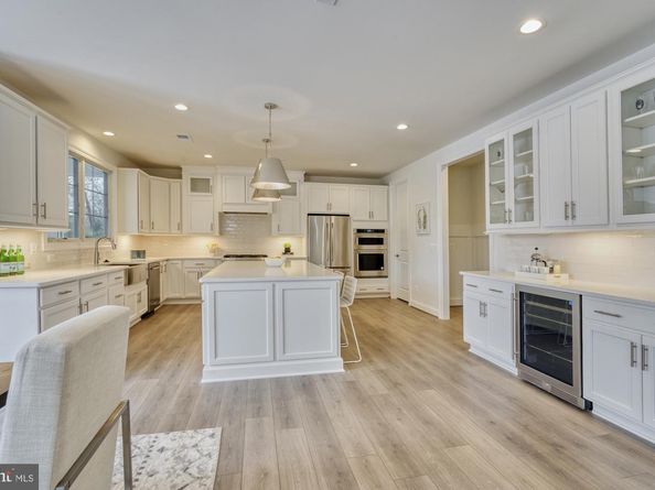 309 Park Street NE, Vienna VA 22180