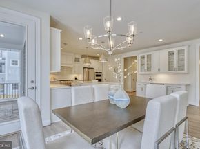 309 Park Street NE, Vienna VA 22180