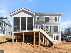 309 Park Street NE, Vienna VA 22180