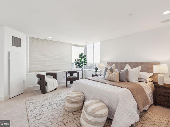 202 W Rittenhouse Square 3203, Philadelphia PA 19103